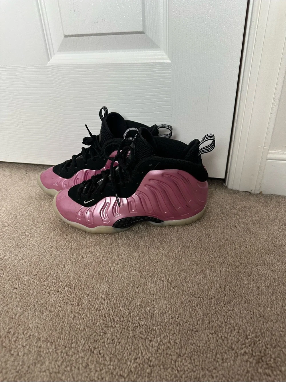 Nike Kids Foamposite-Style Sneakers in Pink and Black